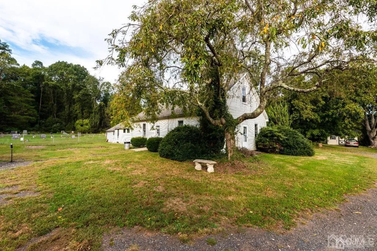 Central NJ/Bucks County, PA Real Estate | View 926 Province Line Road