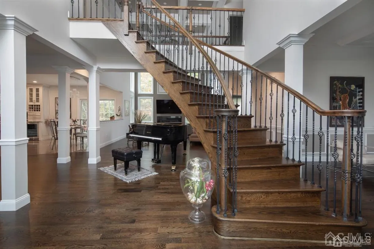 Central NJ/Bucks County, PA Real Estate | View 2 Joye Lane | Listing