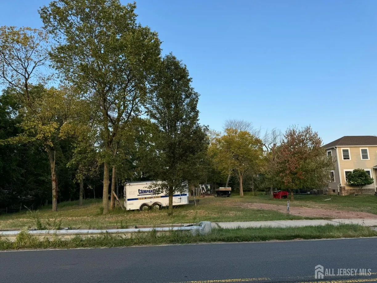Central NJ/Bucks County, PA Real Estate | View 9 Beekman Road