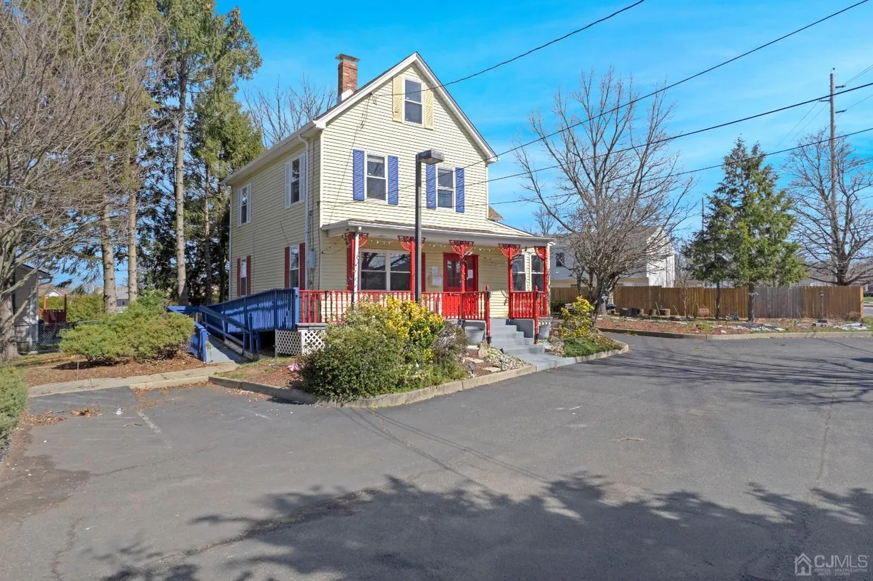 Central NJ/Bucks County, PA Real Estate | View 2713 Woodbridge Avenue | Listing