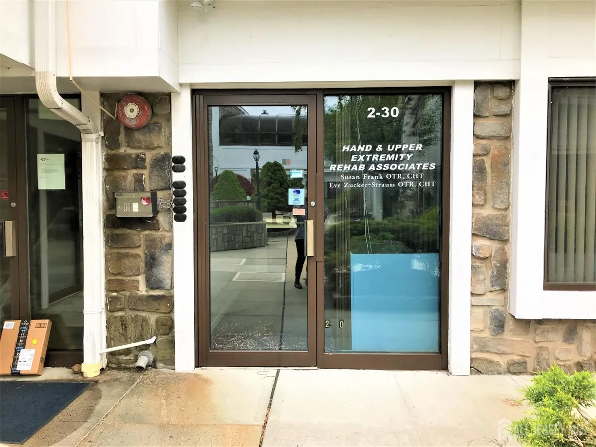 Central NJ/Bucks County, PA Real Estate | View 2 towne center Drive, 650