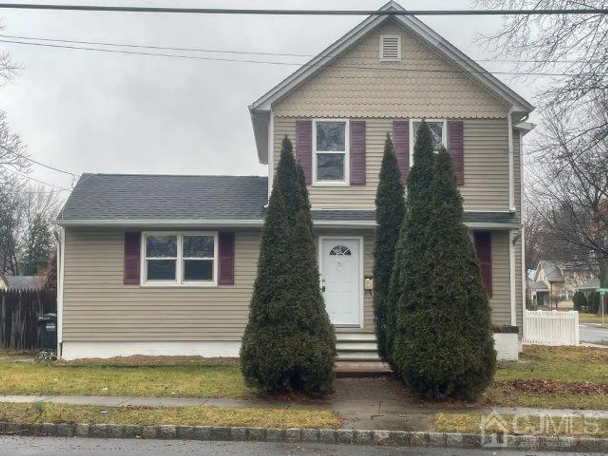 Central NJ/Bucks County, PA Real Estate | View 407 Rock Avenue | 3 Beds, 2 Baths