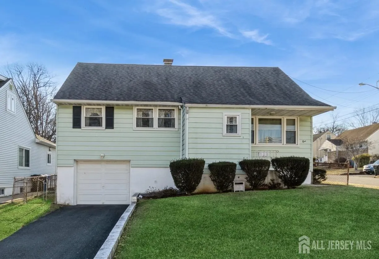 Central NJ/Bucks County, PA Real Estate | View 1 Alvin Court | 3 Beds, 1 Bath