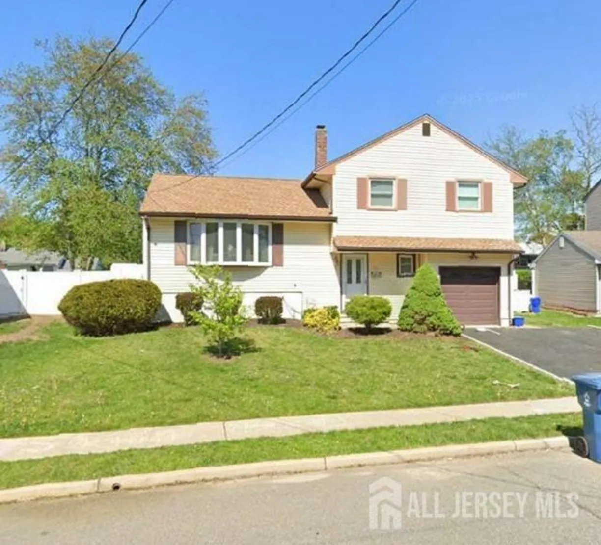 Central NJ/Bucks County, PA Real Estate | View 88 Madison Avenue | 3 Beds, 1 Bath