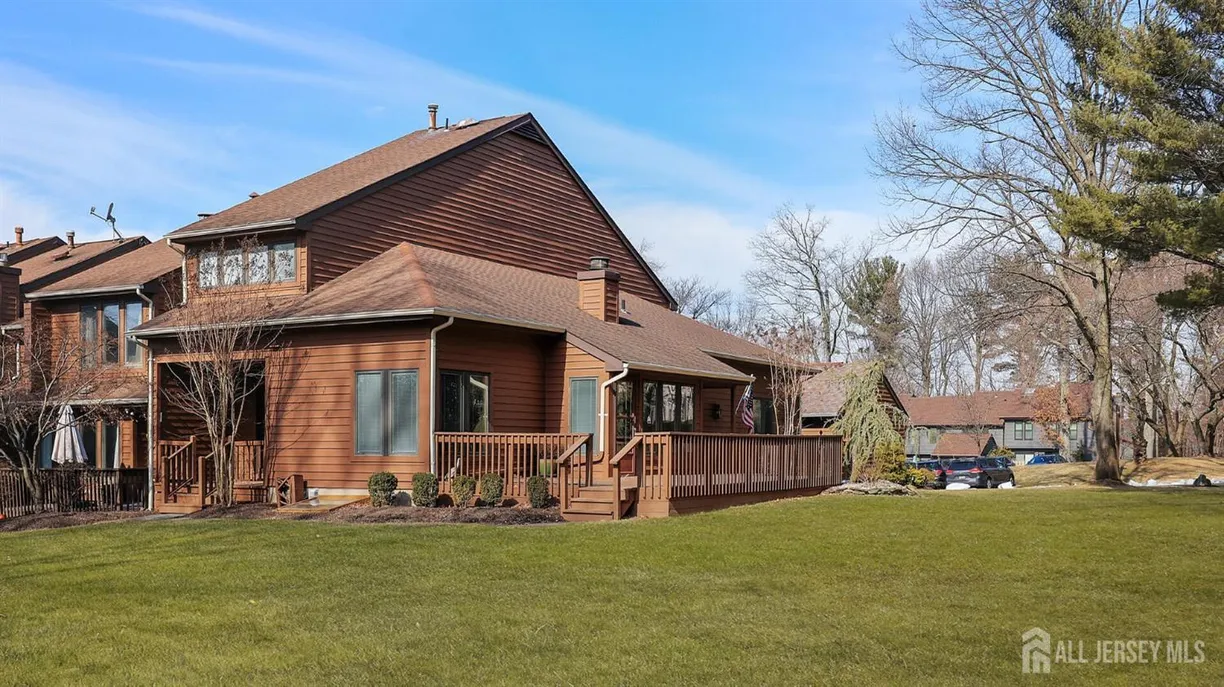 Central NJ/Bucks County, PA Real Estate | View 64 Giggleswick Way | Listing