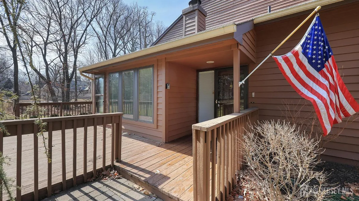 Central NJ/Bucks County, PA Real Estate | View 64 Giggleswick Way | Listing