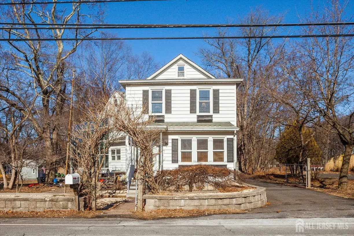 Central NJ/Bucks County, PA Real Estate | View 81 Davidson | 3 Beds, 2 Baths
