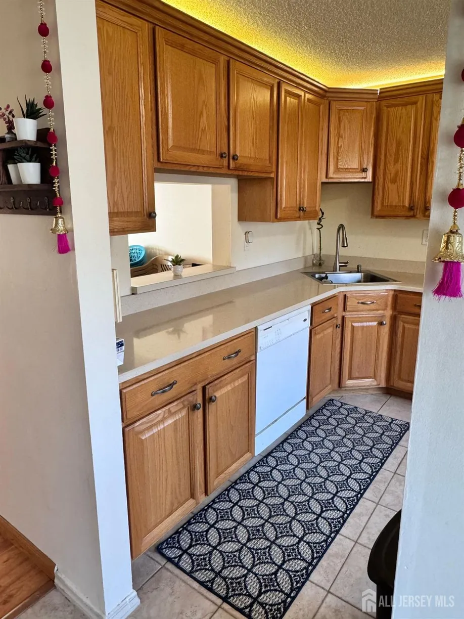 Central NJ/Bucks County, PA Real Estate | View 134 Pear Tree Lane | Listing