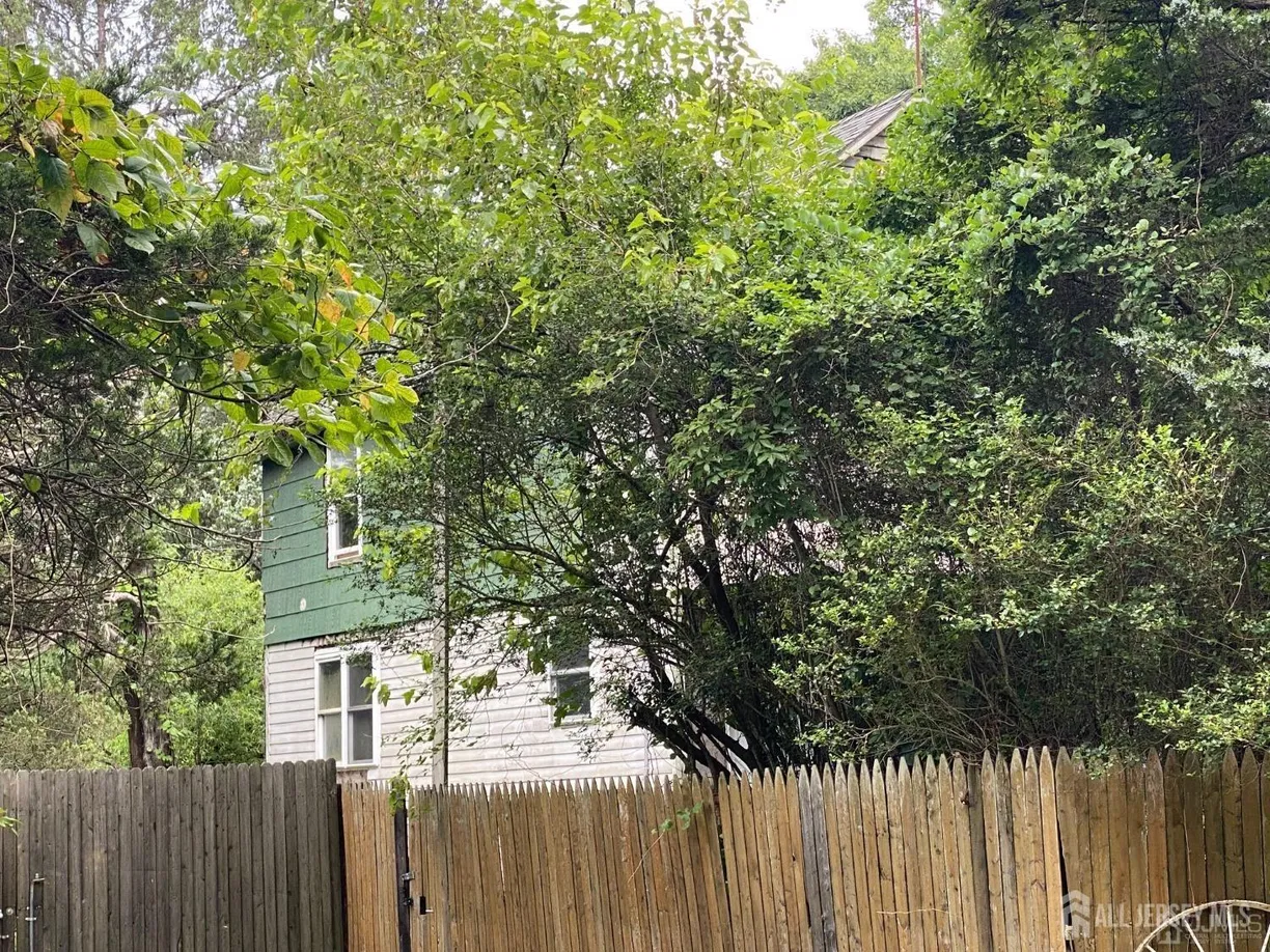 Central NJ/Bucks County, PA Real Estate | View 44 Federal Road
