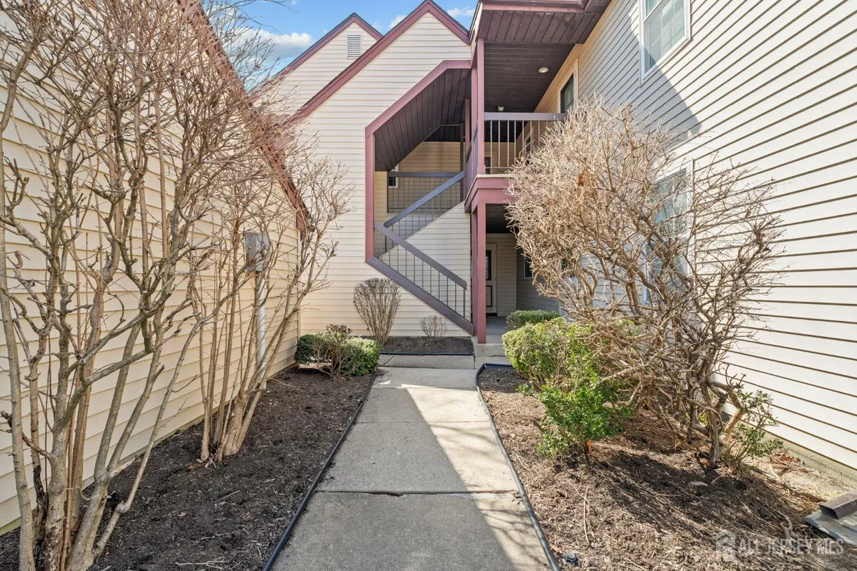 Central NJ/Bucks County, PA Real Estate | View 126 Concordia Circle, F | Listing