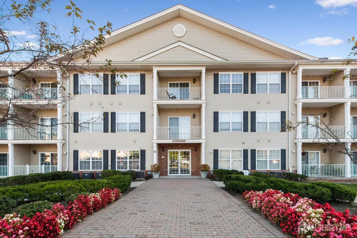Central NJ/Bucks County, PA Real Estate | View 113 Liddle Avenue | 1 Bed, 1 Bath
