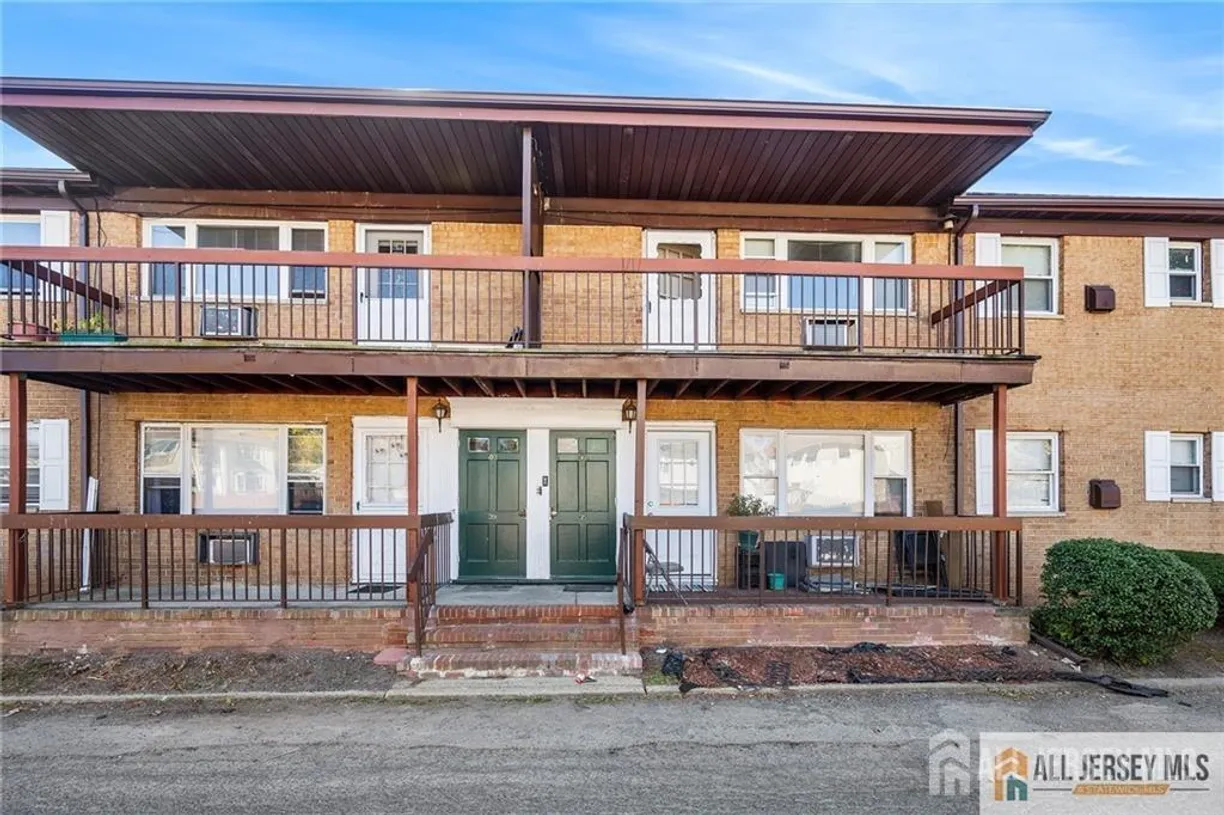 Central NJ/Bucks County, PA Real Estate | View 55 Gill Lane, 36 | 1 Bed, 1 Bath