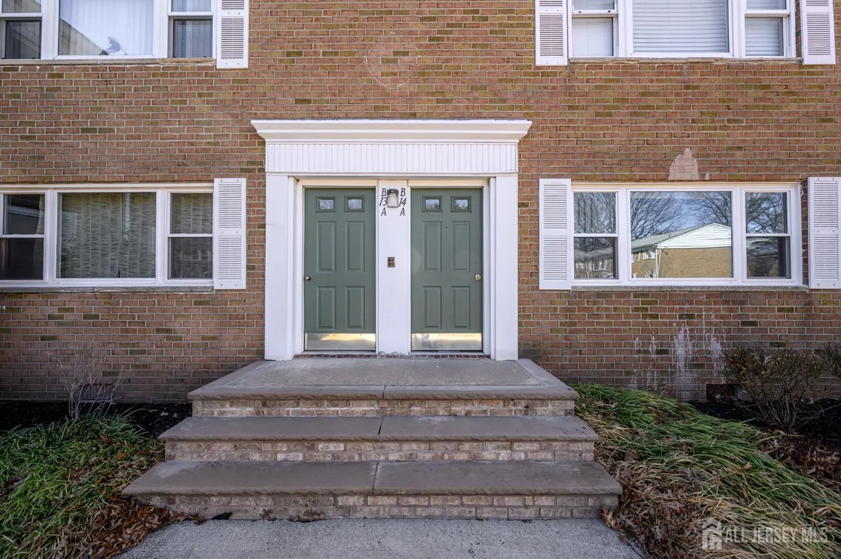 Central NJ/Bucks County, PA Real Estate | View 172 Evergreen Road, 14B | Listing