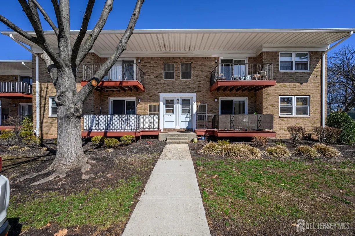 Central NJ/Bucks County, PA Real Estate | View 172 Evergreen Road, 14B | Listing