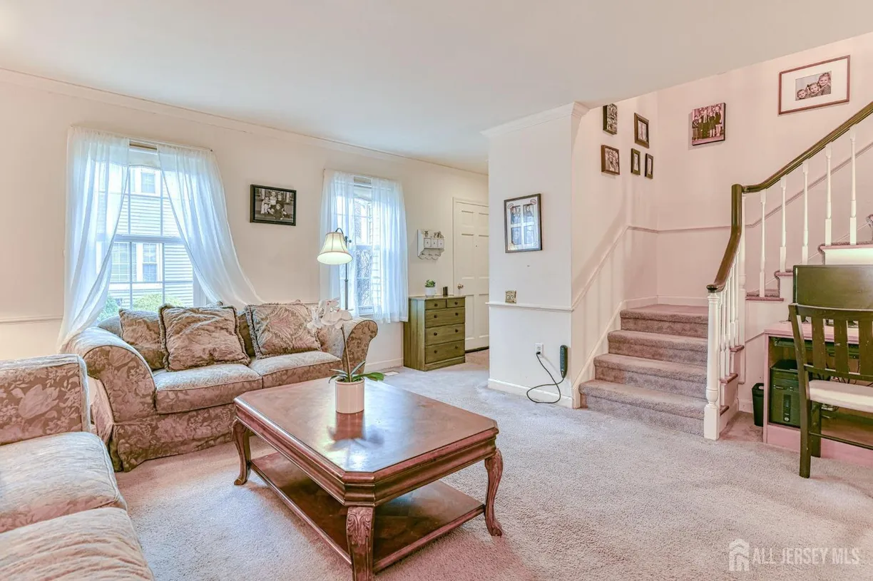 Central NJ/Bucks County, PA Real Estate | View 17-D Old Nassau Road | Listing