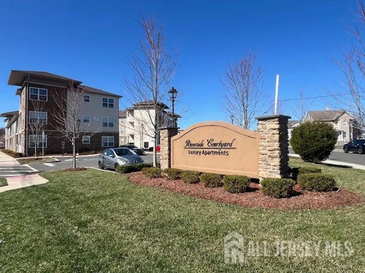 Central NJ/Bucks County, PA Real Estate | View 74 Division Street, 11 | 1 Bed, 1 Bath