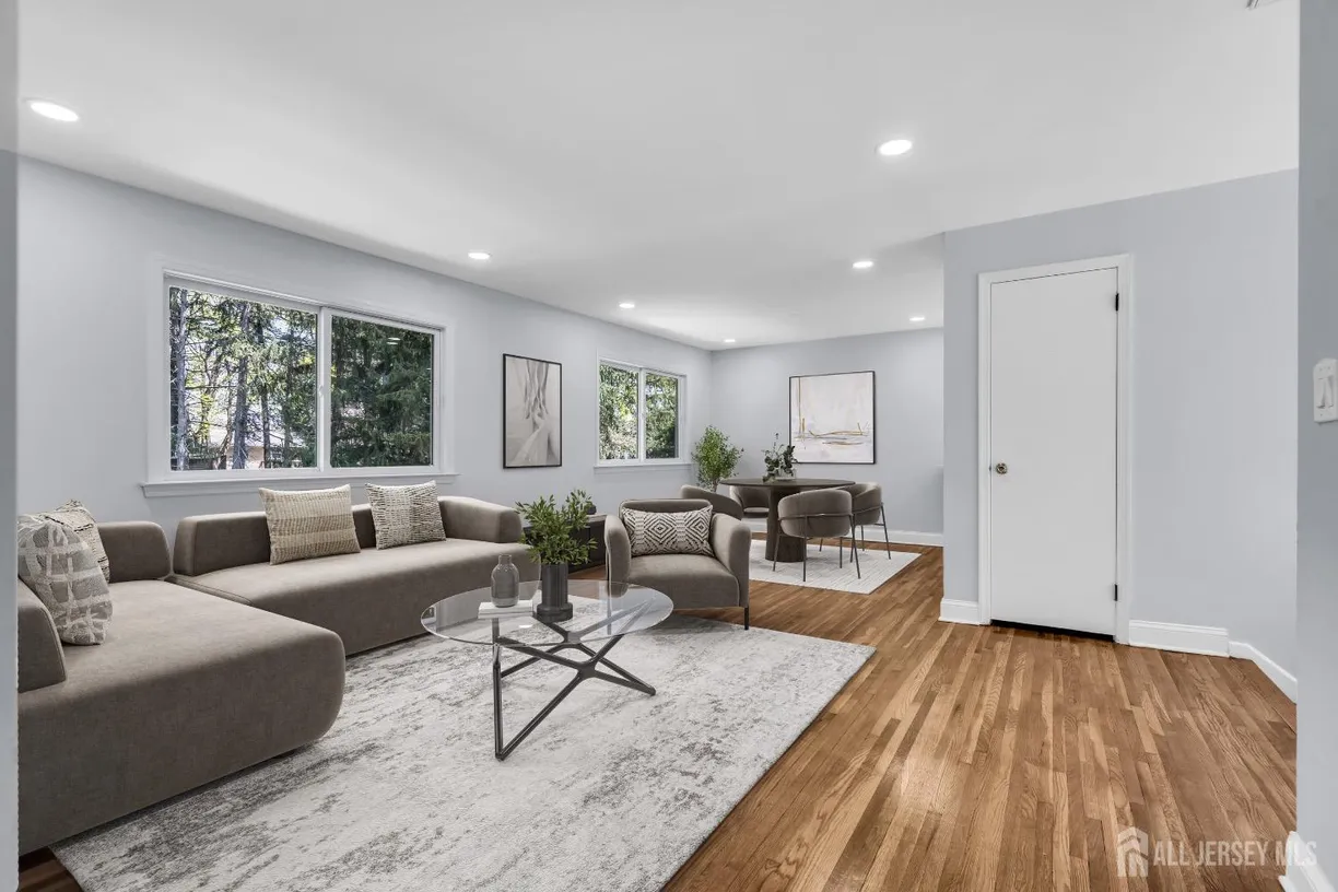 Central NJ/Bucks County, PA Real Estate | View 45 Linden Lane | Listing