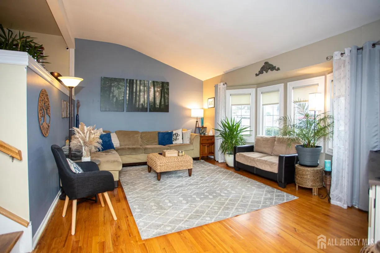 Central NJ/Bucks County, PA Real Estate | View 1 Wisz Place | Listing