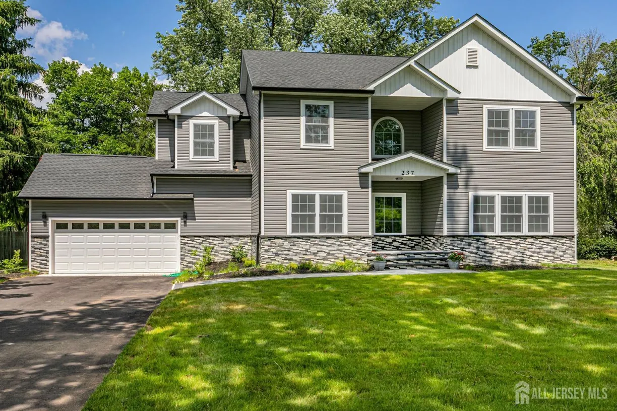 Central NJ/Bucks County, PA Real Estate | View 237 Varsity Avenue | Listing