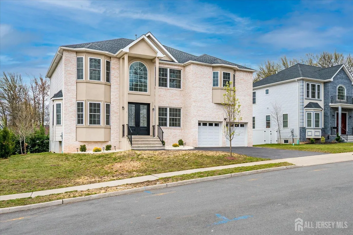 Central NJ/Bucks County, PA Real Estate | View 1 Bina Court | Listing