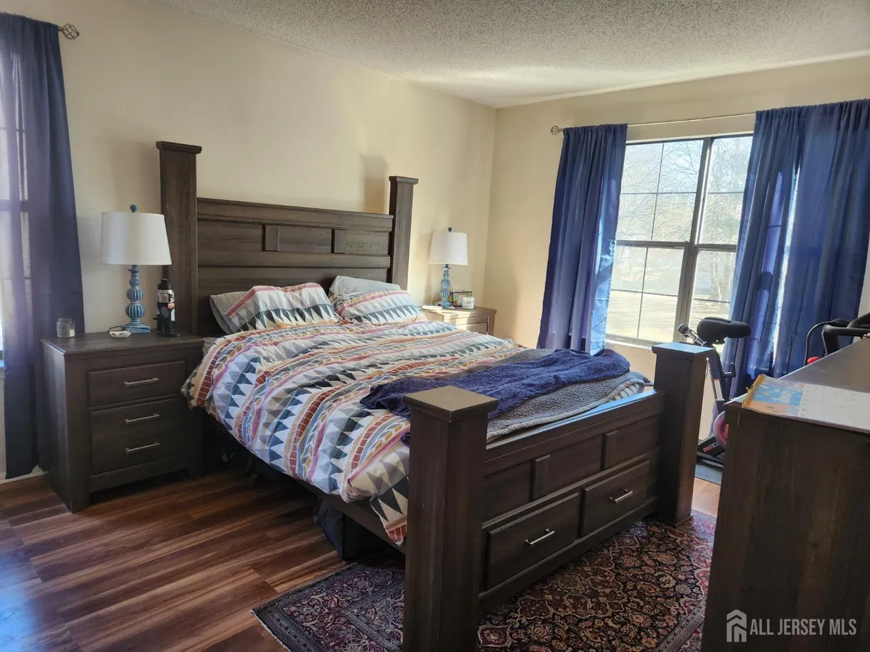 Central NJ/Bucks County, PA Real Estate | View 314 Bromley Place | Listing
