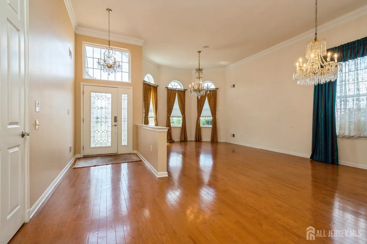 Central NJ/Bucks County, PA Real Estate | View 7 Riviera Drive | Listing