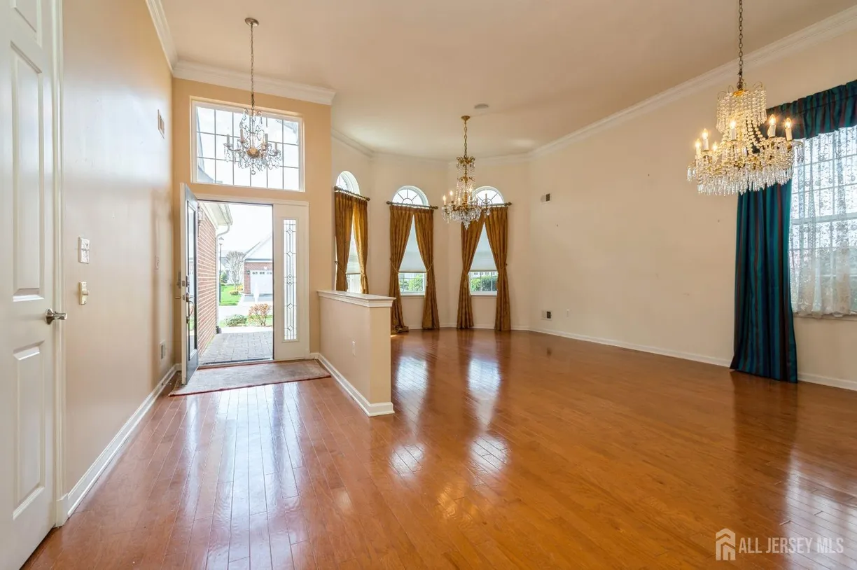 Central NJ/Bucks County, PA Real Estate | View 7 Riviera Drive | Listing