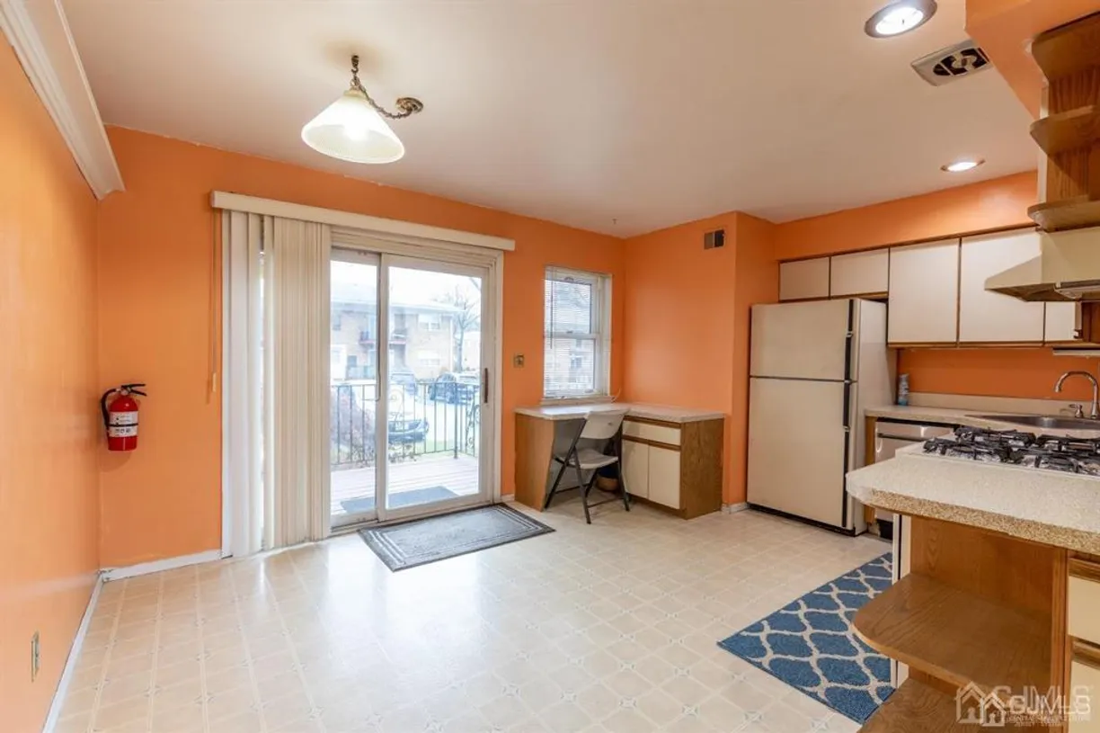 Central NJ/Bucks County, PA Real Estate | View 182 Evergreen Road, 9A | Listing