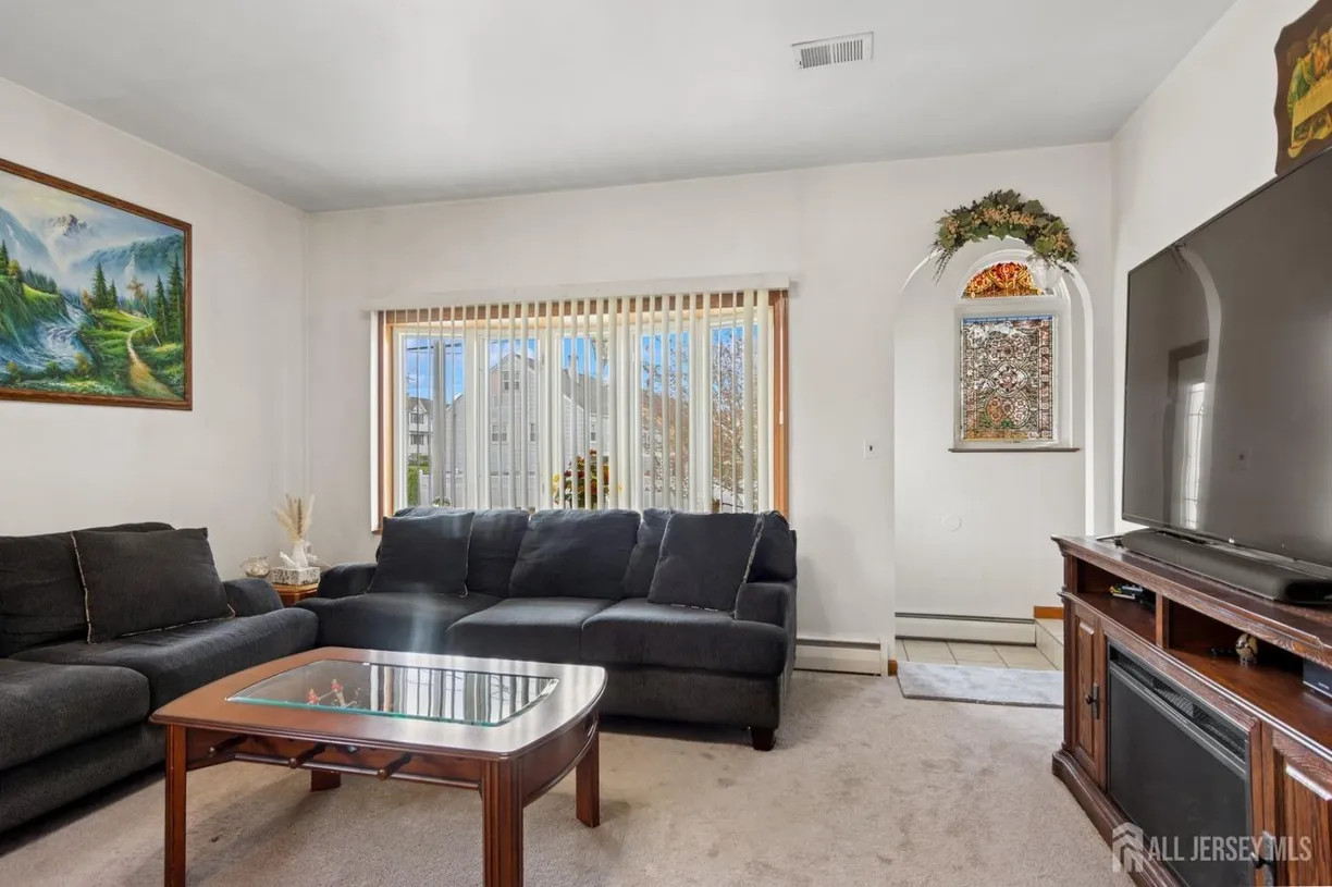 Central NJ/Bucks County, PA Real Estate | View 181 Wall Street | Listing