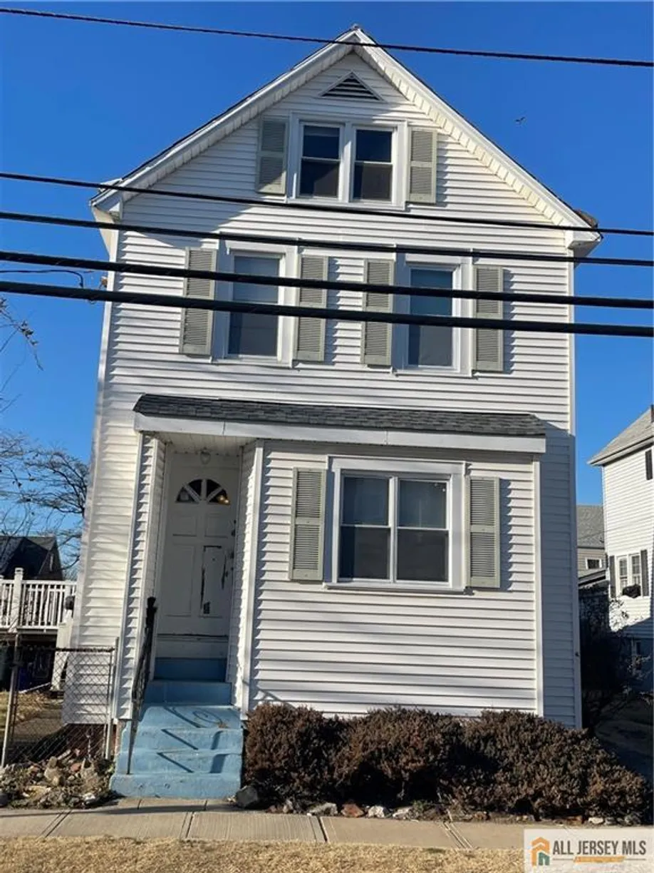 Central NJ/Bucks County, PA Real Estate | View 67 Prentice Avenue, 2 | 2 Beds, 1 Bath
