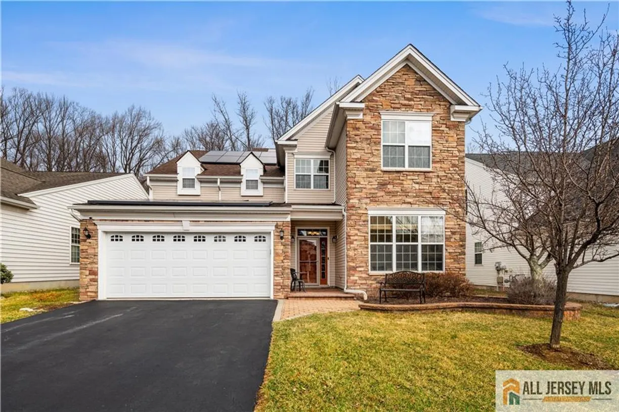 Central NJ/Bucks County, PA Real Estate | View 53 Andover Drive | 4 Beds, 3 Baths