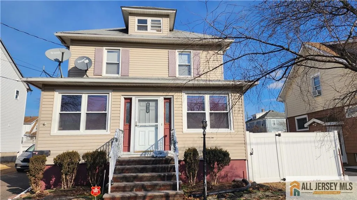Central NJ/Bucks County, PA Real Estate | View 307 Poll Place | 3 Beds, 2 Baths