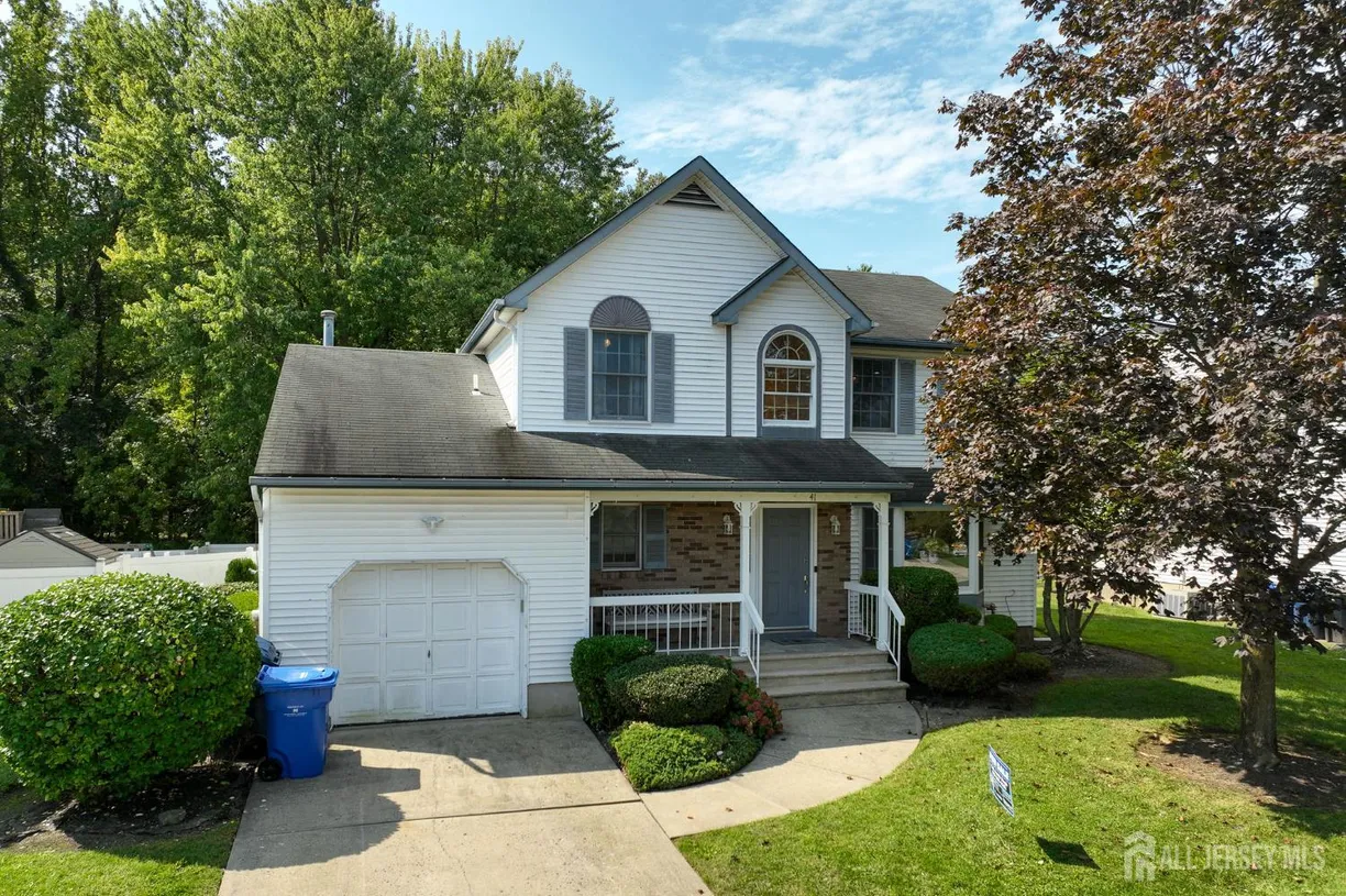 41 Lynn Court North Brunswick NJ 08902 Property for sale