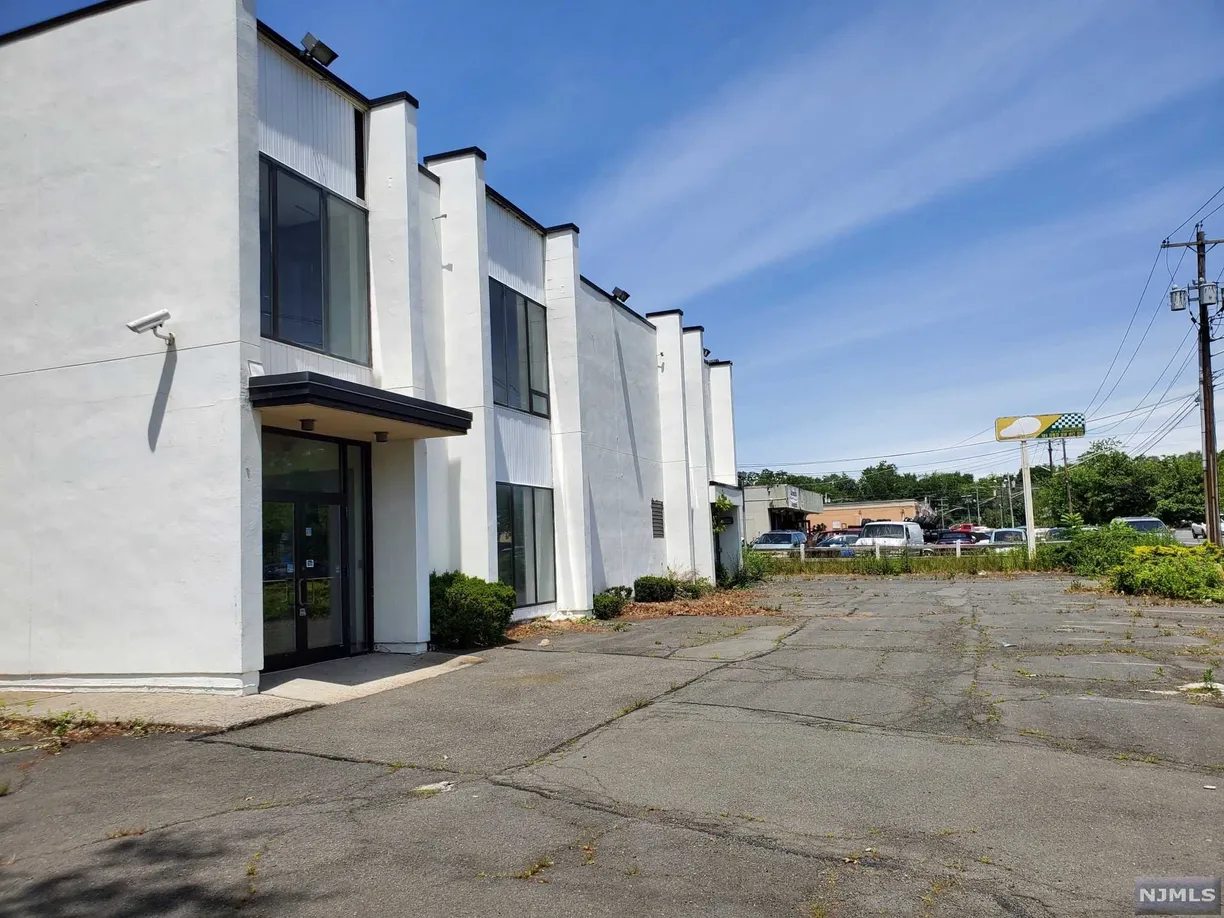 Jersey City/Hoboken Real Estate | View 16 Route 303, 2nd floor | Listing