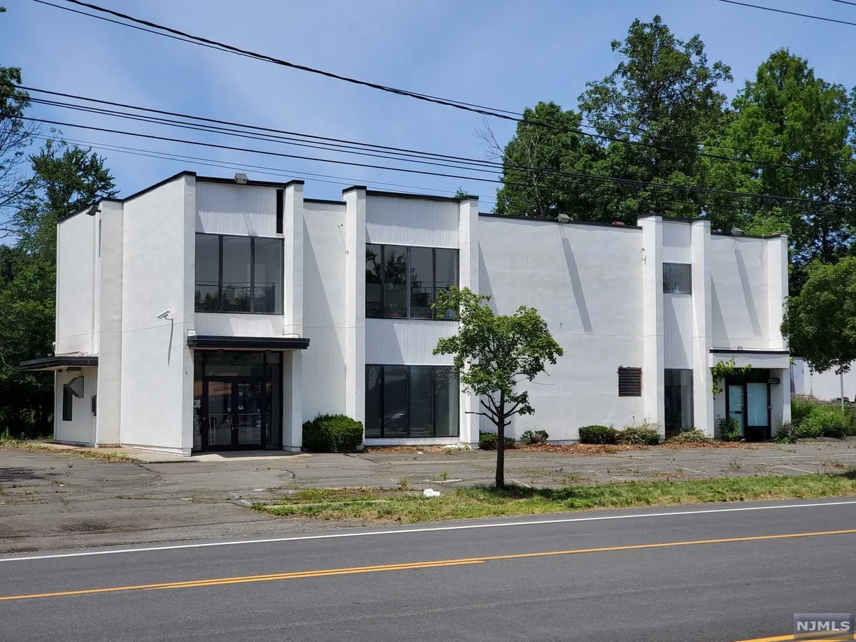 Jersey City/Hoboken Real Estate | View 16 Route 303, 2nd floor