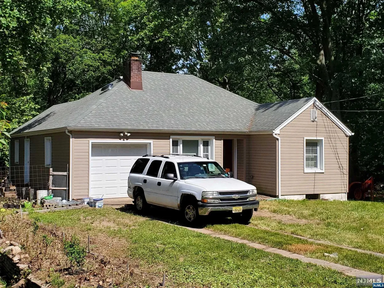 Bergen County Real Estate | View 6 Fairview | 3 Beds, 3 Baths