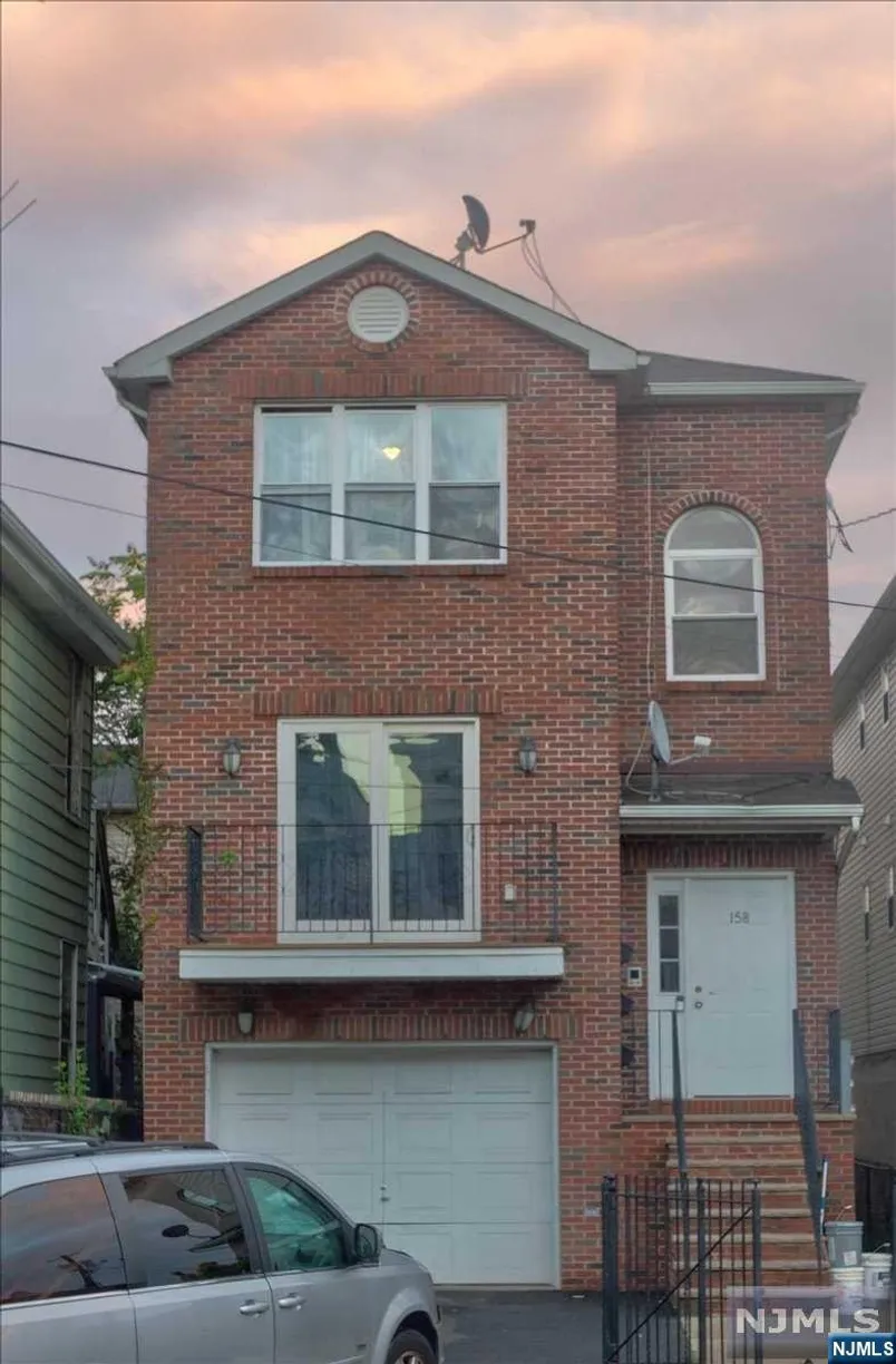 Jersey City/Hoboken Real Estate | View 158 Sherman | Listing