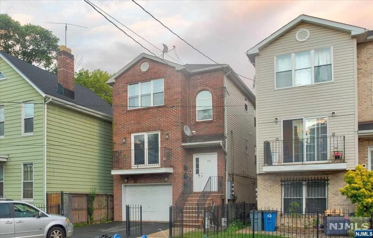 Jersey City/Hoboken Real Estate | View 158 Sherman | Listing