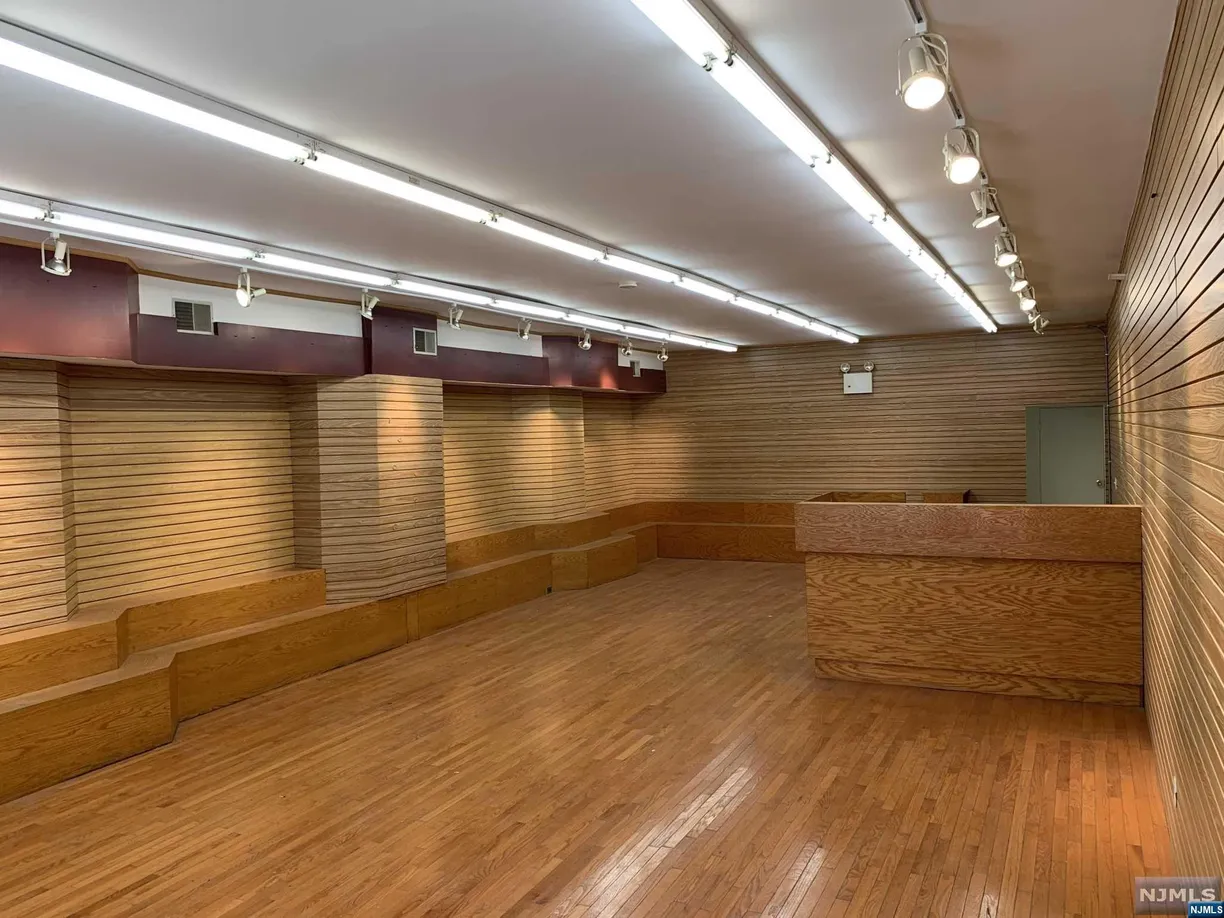 Jersey City/Hoboken Real Estate | View 101-103 Main | Listing