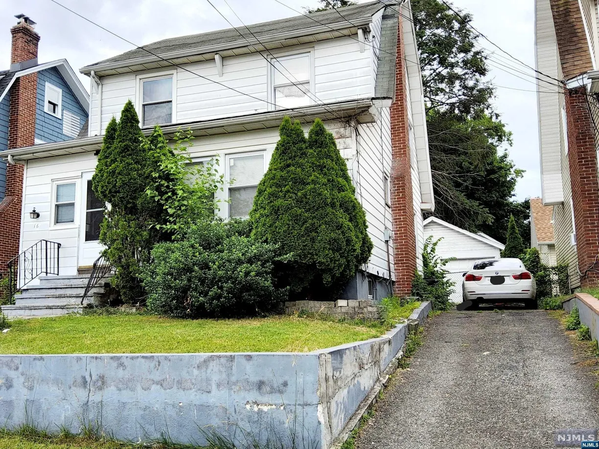 Jersey City/Hoboken Real Estate | View 16 Winfield | Listing
