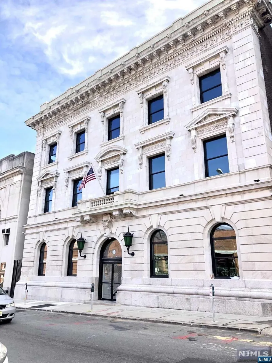 Jersey City/Hoboken Real Estate | View 111-115 Washington | Listing
