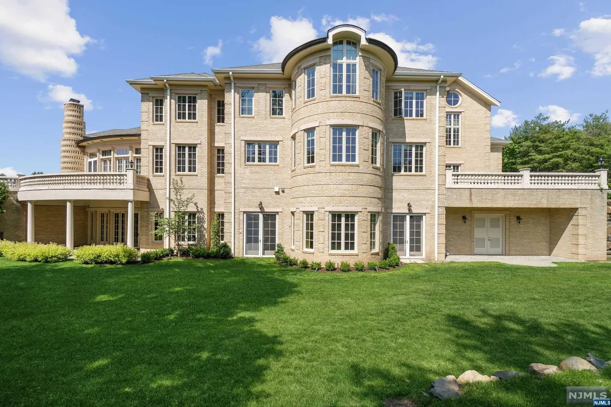 Bergen County Real Estate | View 10 Hill | Listing