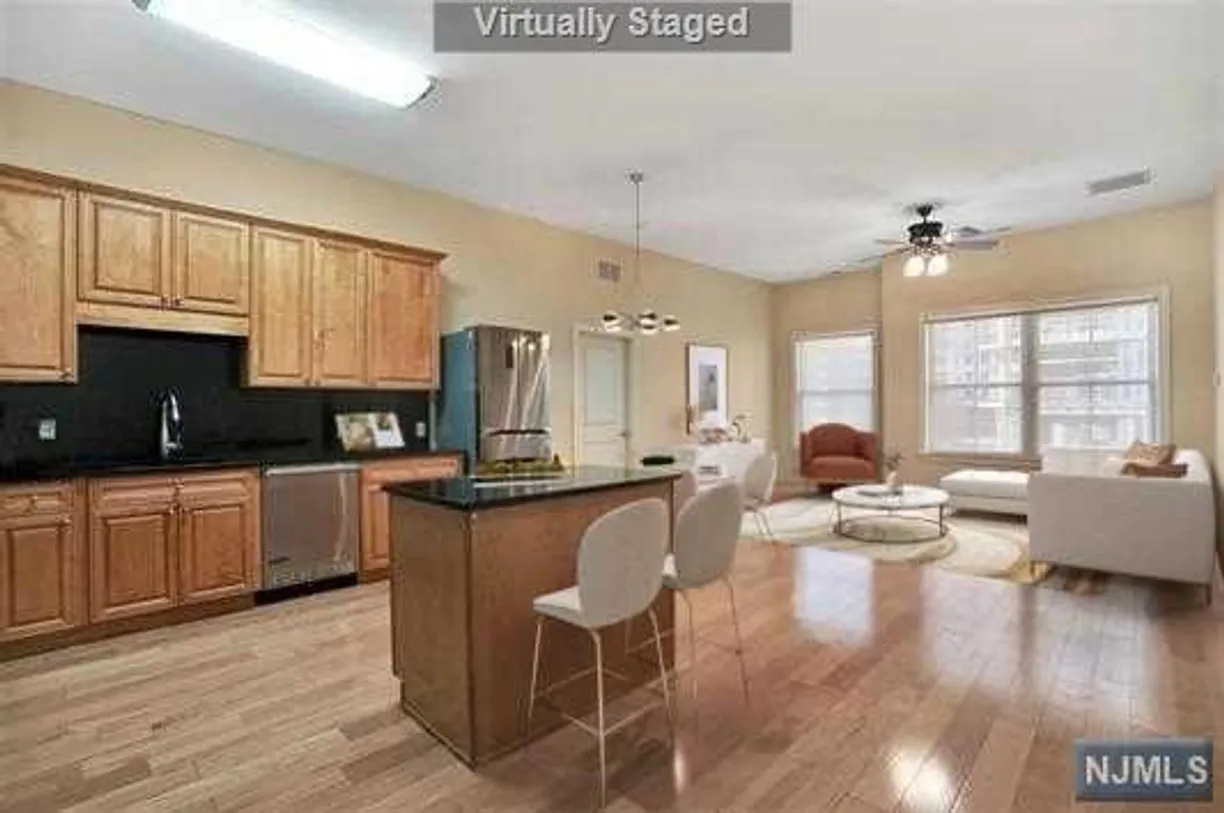 Jersey City/Hoboken Real Estate | View 20 Ave At Port Imperial, 524 | 3 Beds, 2 Baths