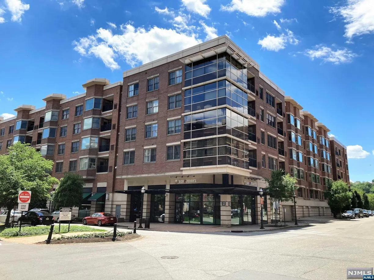 Jersey City/Hoboken Real Estate | View 22 Ave At Port Imperial, 306 | 2 Beds, 2 Baths