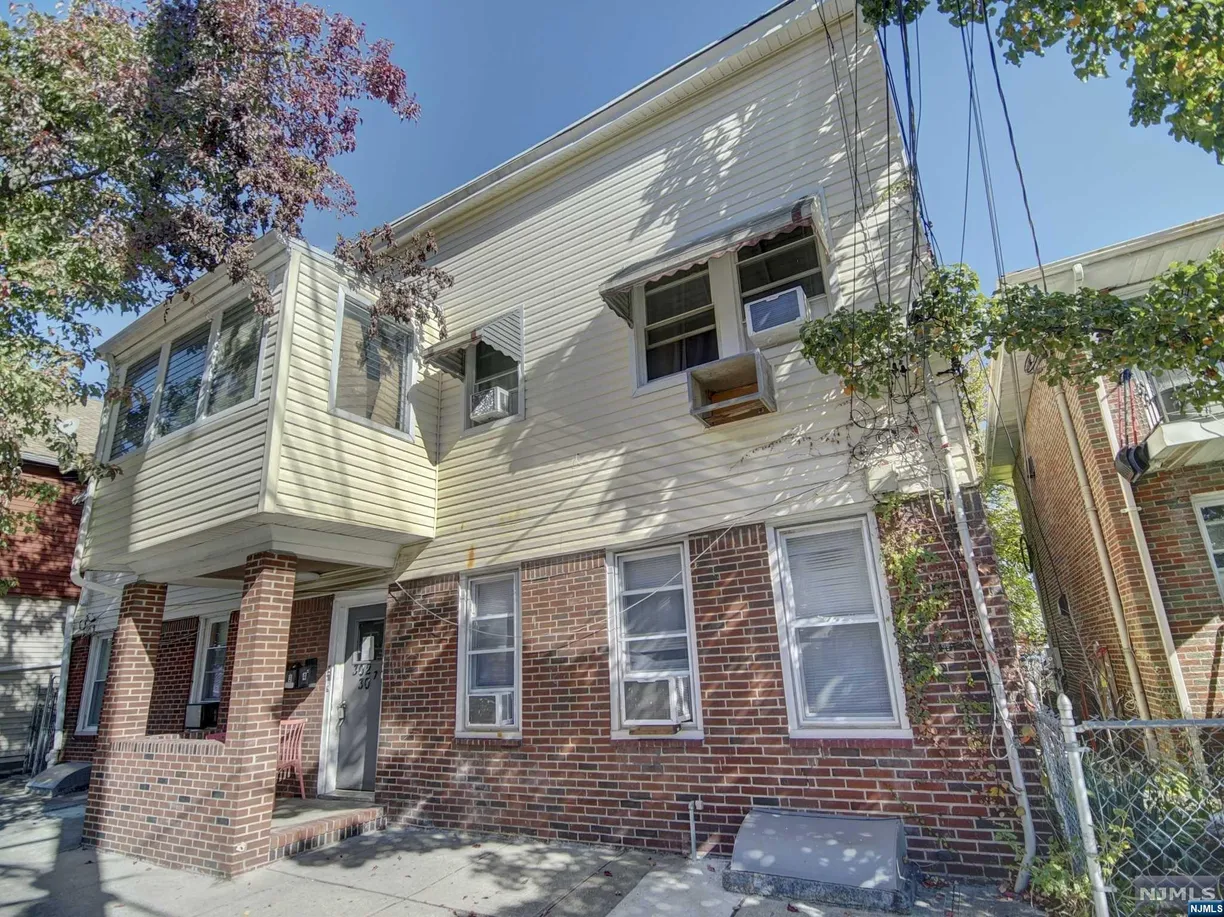 Jersey City/Hoboken Real Estate | View 304 Hope | 4 Baths