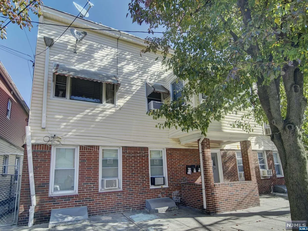 Jersey City/Hoboken Real Estate | View 304 Hope | Listing