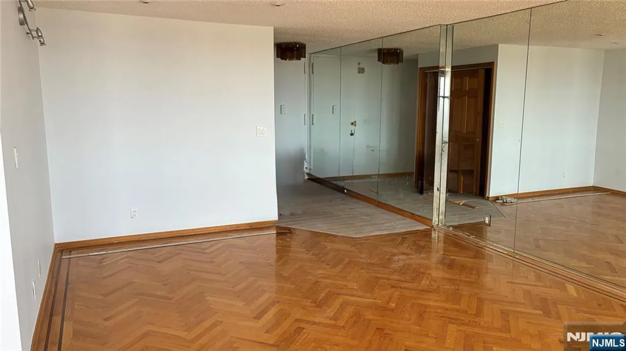 Bergen County Real Estate | View 300 Winston, 1004 | Listing
