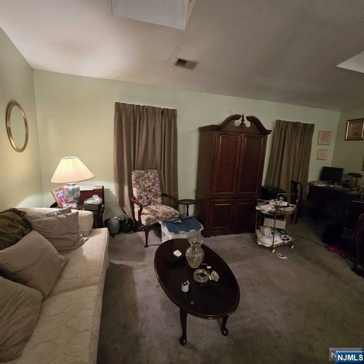 Jersey City/Hoboken Real Estate | View 135 Tiffany | Listing