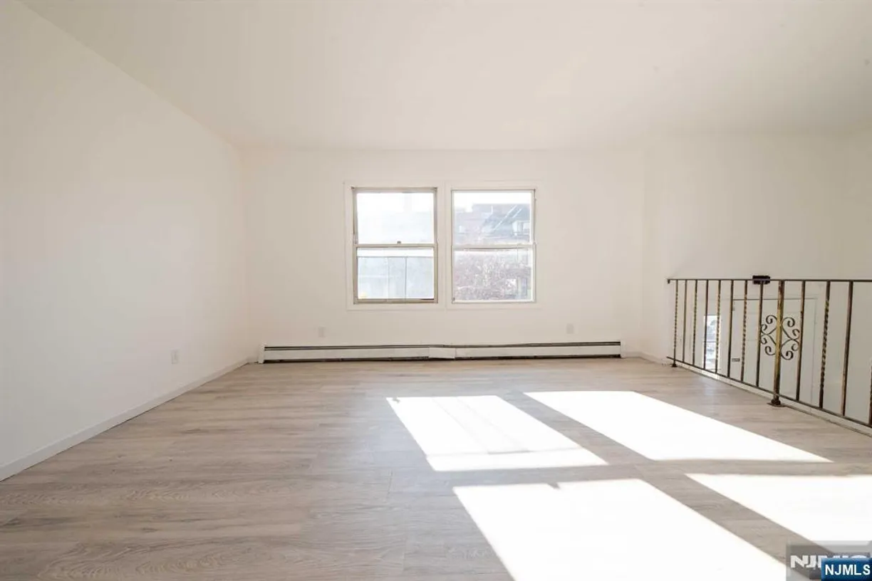 Jersey City/Hoboken Real Estate | View 678-680 23rd | Listing