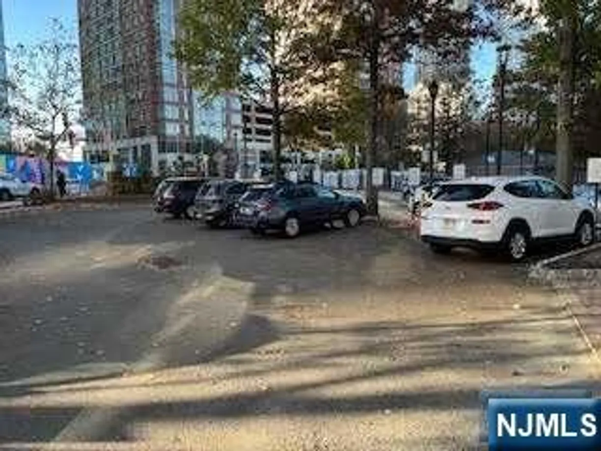 Jersey City/Hoboken Real Estate | View 65 2nd, Unit B | Listing